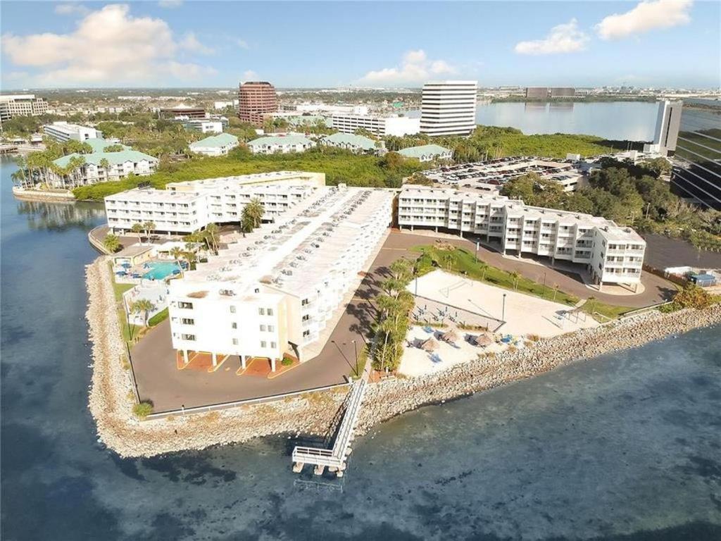 The Kondo Tiki Тампа Экстерьер фото